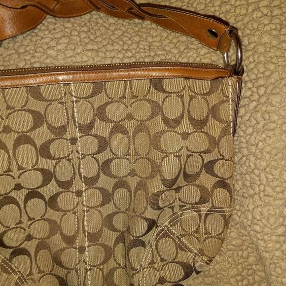 Coach Shoulder Bag - Picture 7 of 10